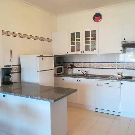 아파트 Apartamento Na Praia De Porches By Iziboo Kings 라고아